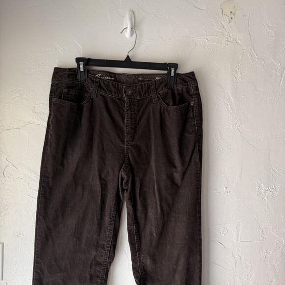 Eddie Bauer Pants Academia 12 Tall Brown Modern Slim Straight Corduroy Stretch - Picture 2 of 10